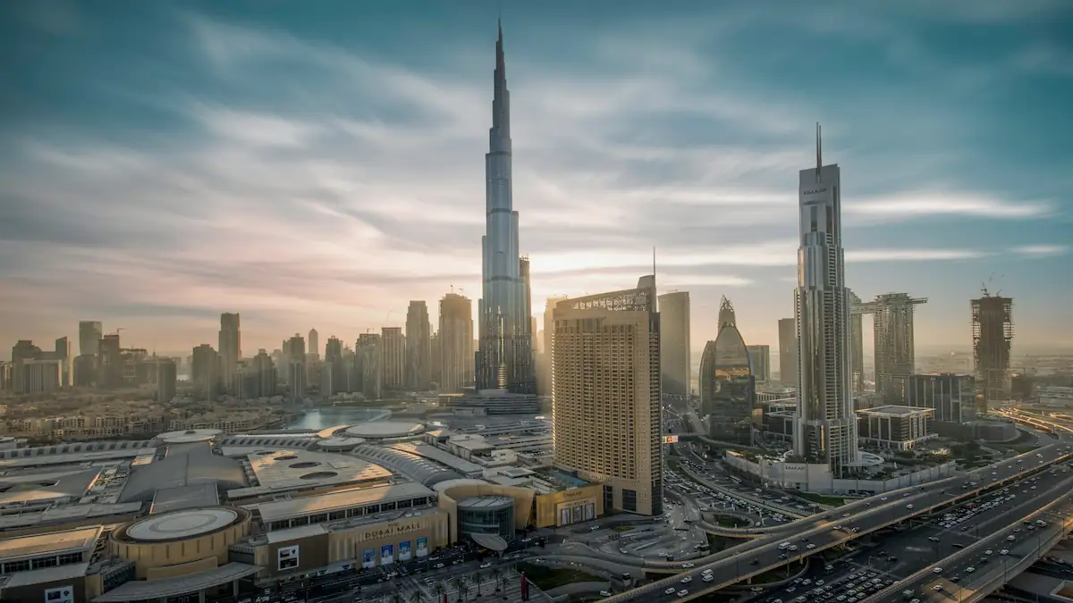 1. Burj Khalifa – Touching the Sky, Literally