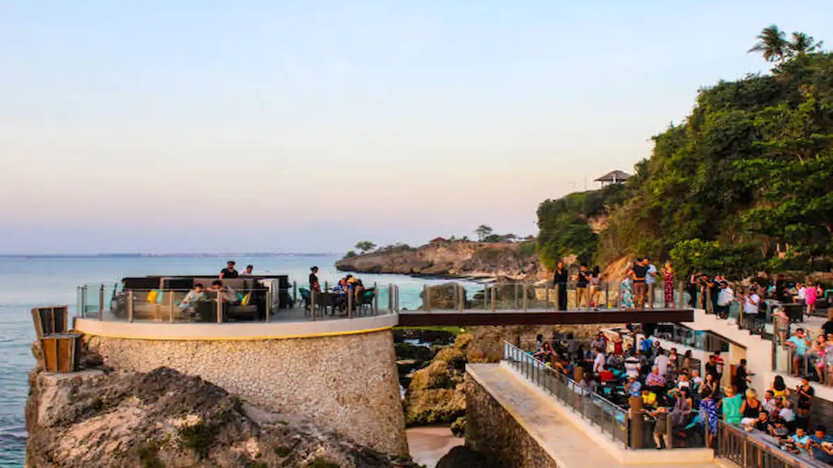 8. Jimbaran Bay – Places to See in Bali
